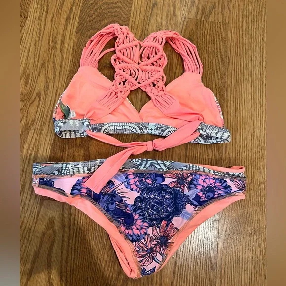 Maaji x Tone It Up Bikini Set sz Small - Picture 2 of 3
